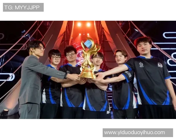 聚焦全球热门赛事动态全面解析最新电竞比分与选手表现